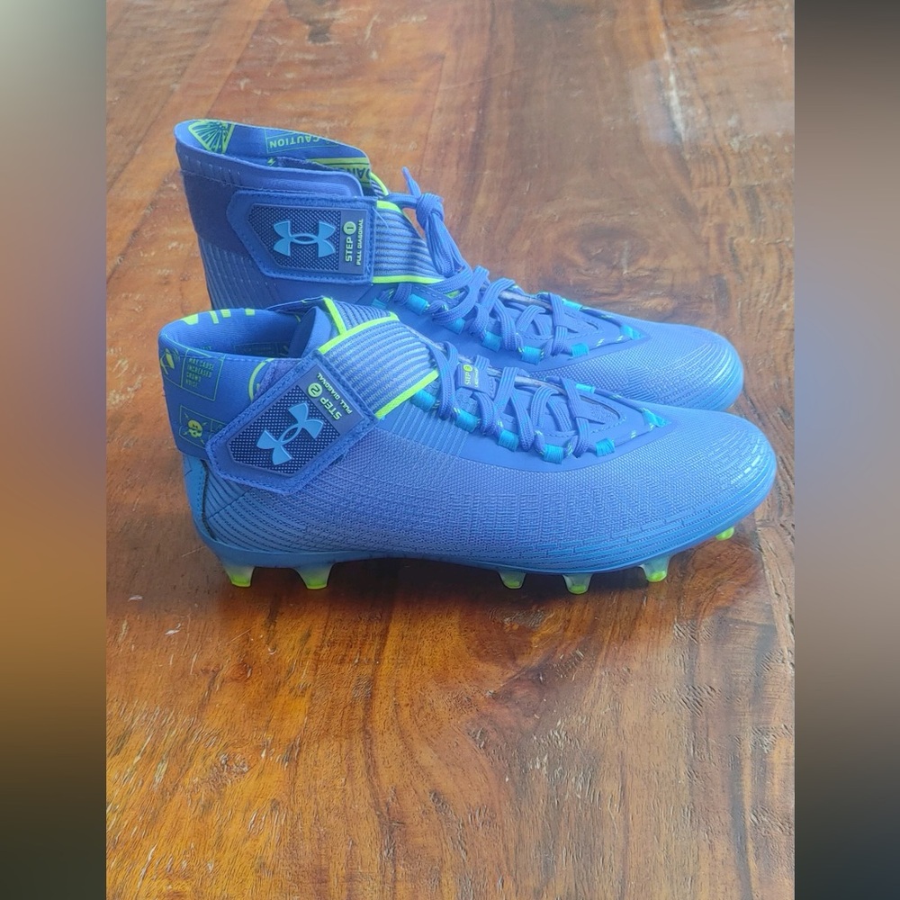 UA Under Armour Highlight MC Football Cleats
